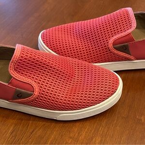 OluKai Women’s Pehuea Slip-On Sneakers